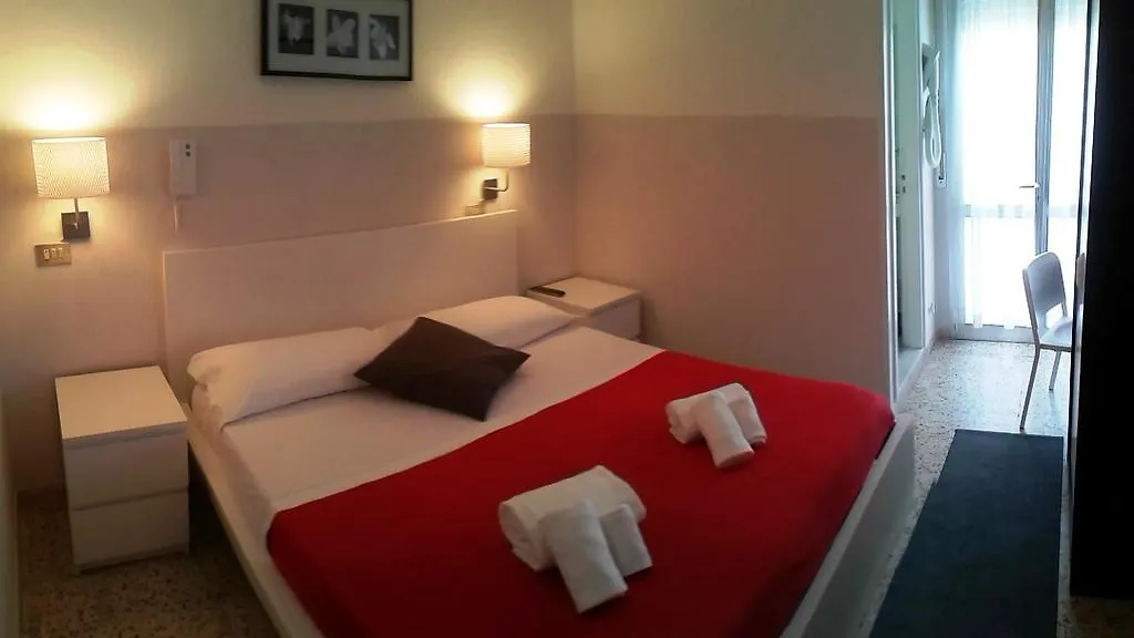 Hotel Marittimo Rimini 2*,